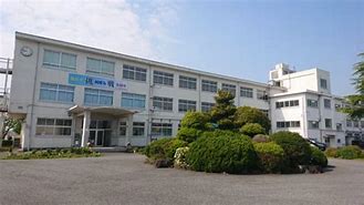 中学校　加西市立加西中学校（中学校）まで800m