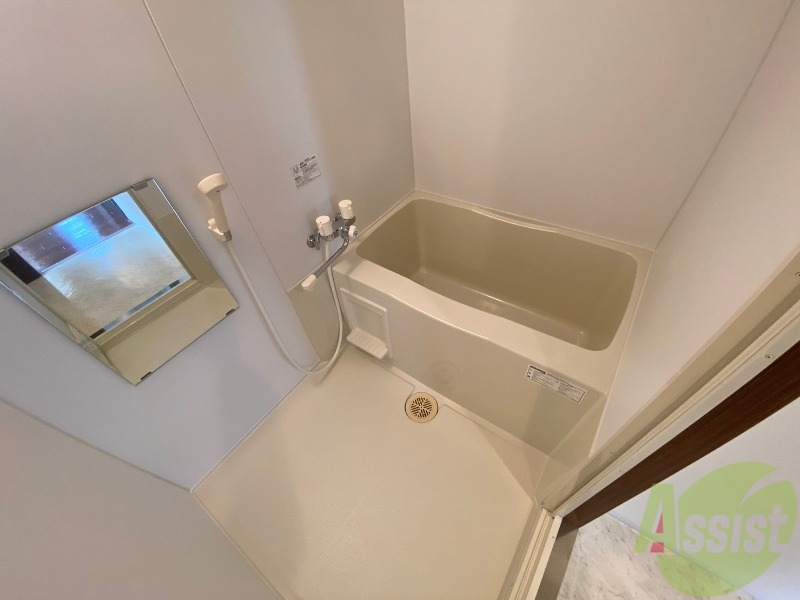 バス・シャワールーム　お風呂です。ゆっくりお風呂につかるのも体に良いですね～