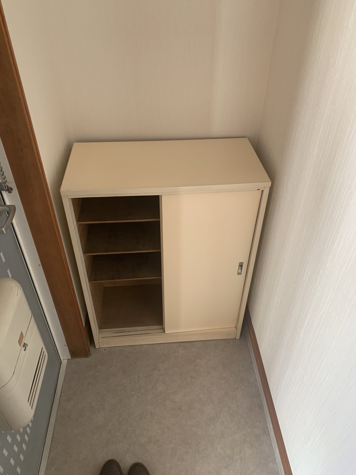 玄関　下駄箱付