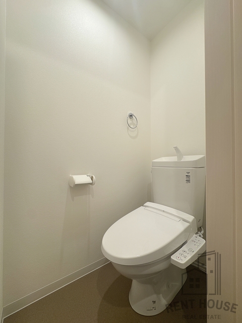 トイレ　同仕様写真です。