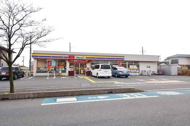 コンビニ　ミニストップ蓮田東3丁目店（コンビニ）まで436m