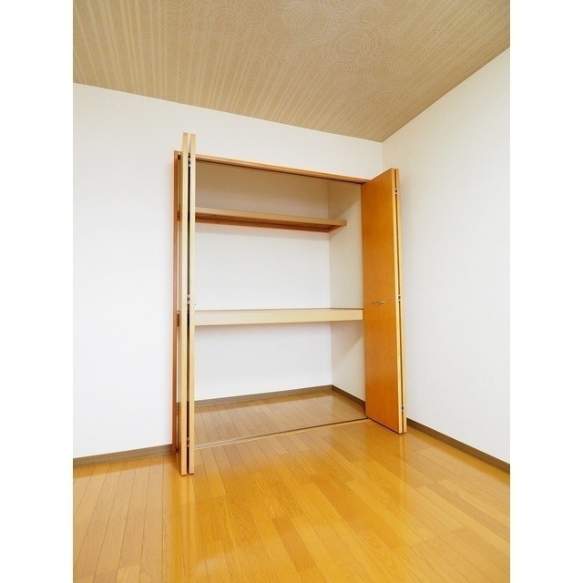 収納　洋室6.8帖の収納