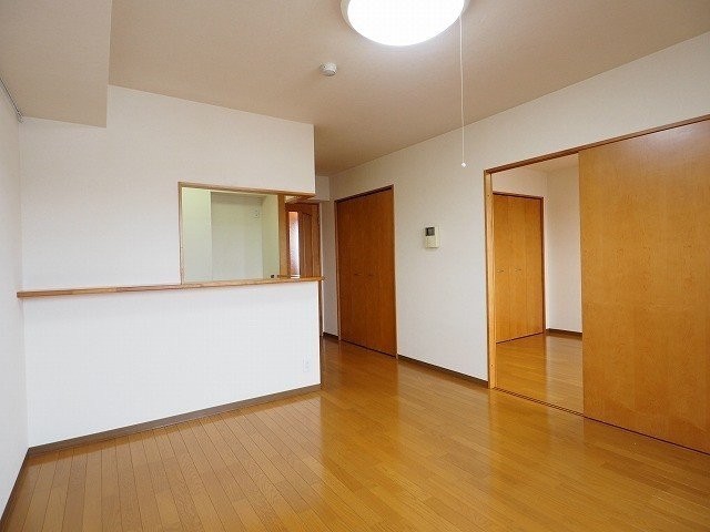 居室・リビング　12.3帖のリビング