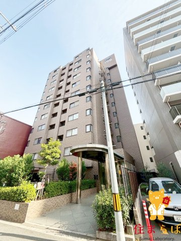 建物外観　「見ないで終わるには、惜しすぎる。」