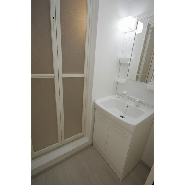 洗面設備　同間取り１０１号室の写真