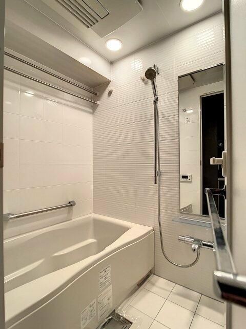 バス・シャワールーム　日々の疲れを癒すお風呂付です