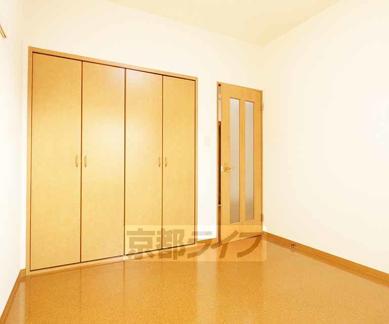 居室・リビング　きれいなお部屋です。