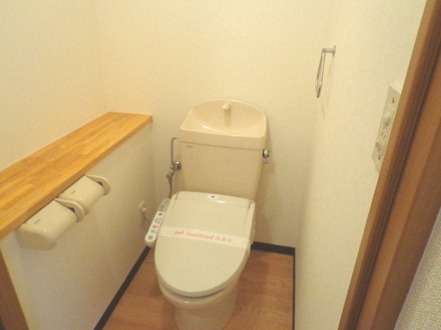 トイレ　シャワー付トイレ