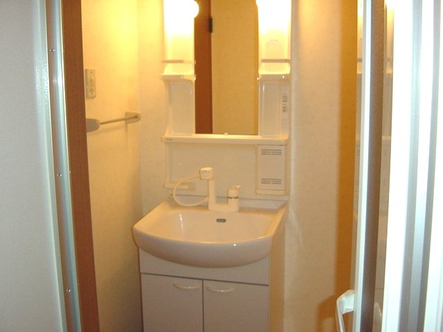 洗面設備　洗髪洗面化粧台