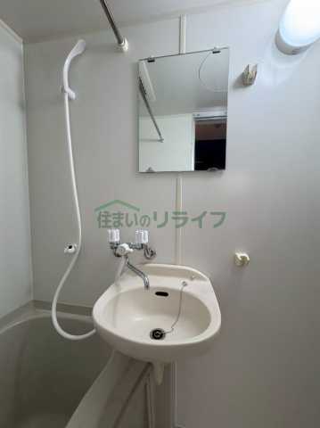 洗面設備　※参考写真です。別部屋になります。