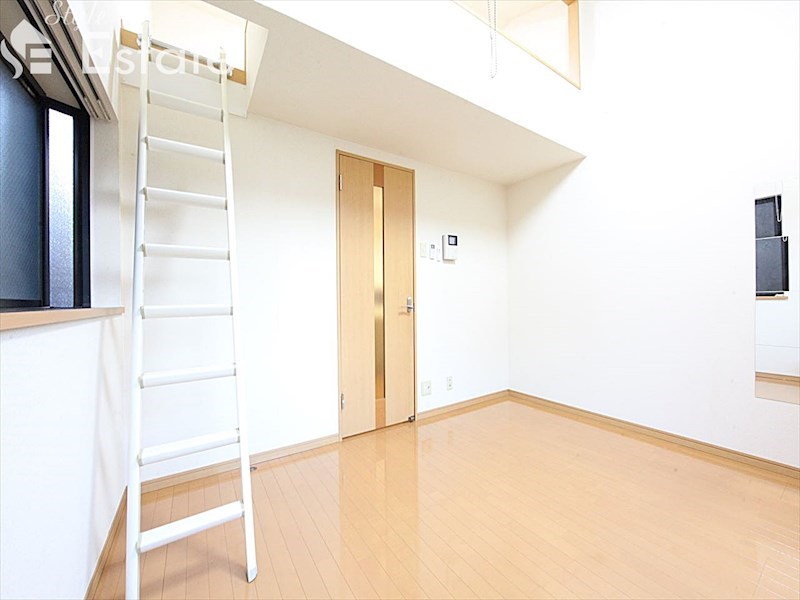 居室・リビング　内装