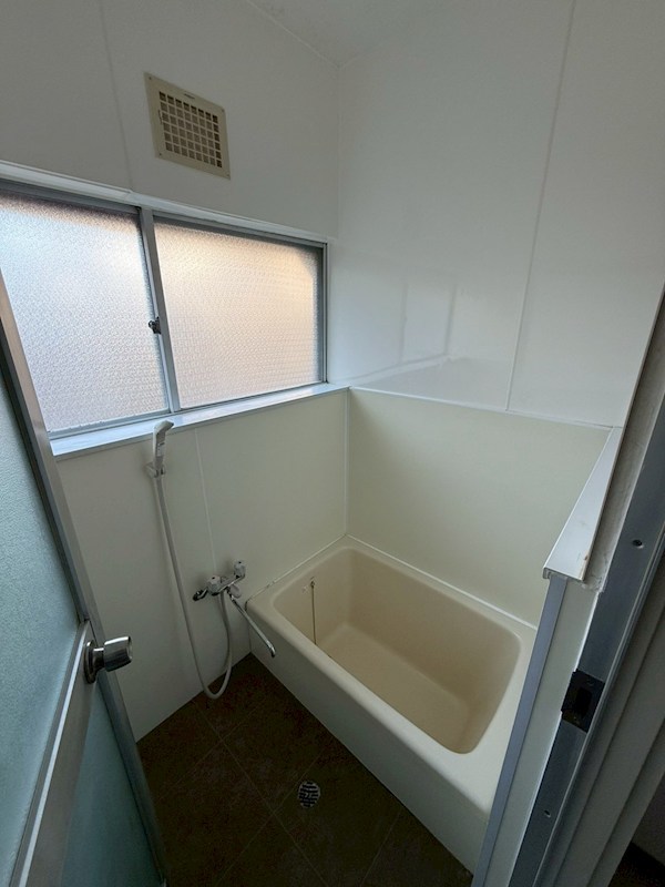 バス・シャワールーム　別部屋参照