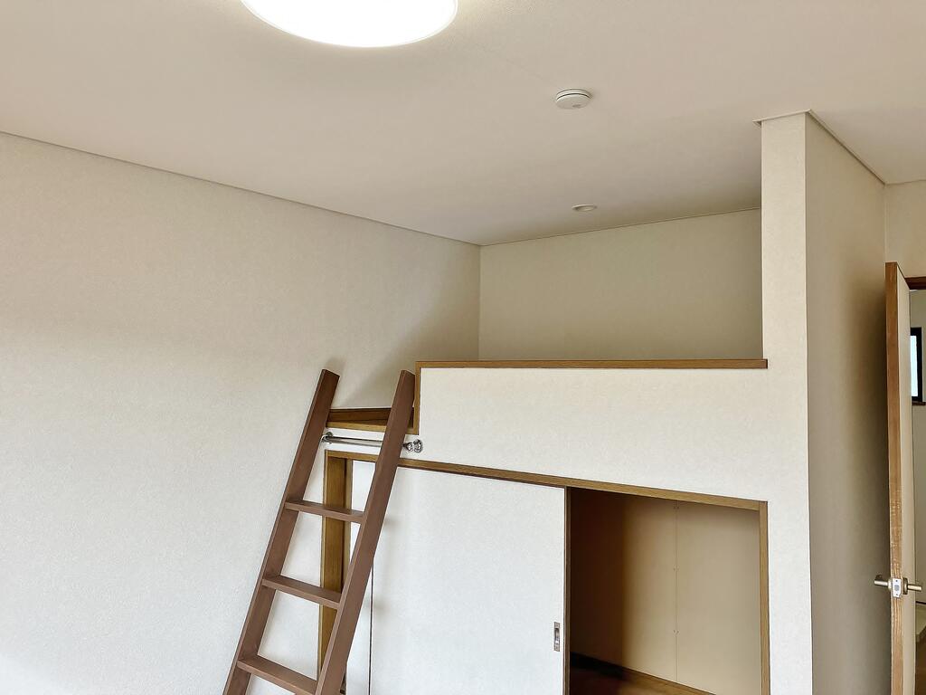 収納　ロフト下収納1間