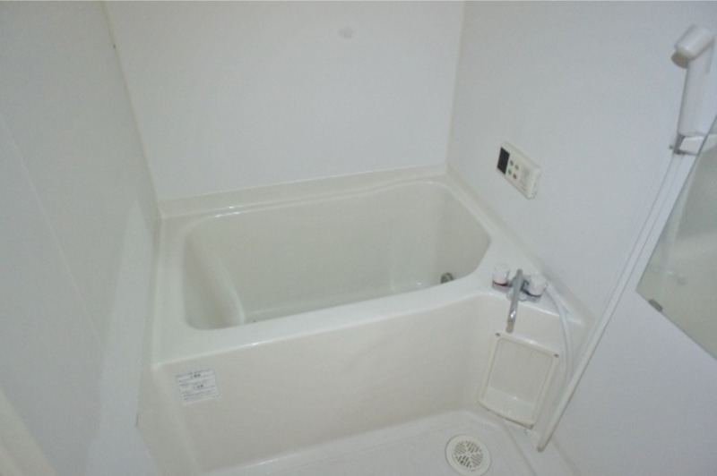 バス・シャワールーム　図面と現状に相違がある場合には現状を優先