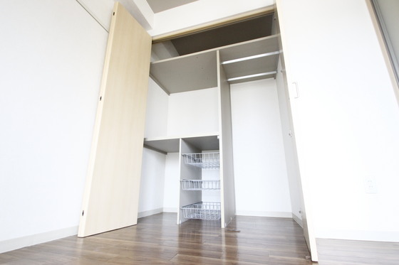 収納　※別号室の写真です。