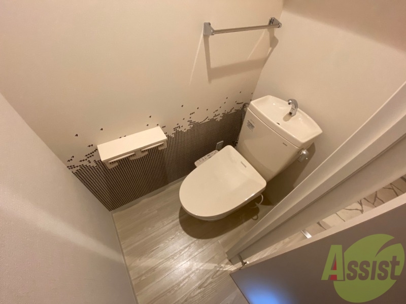 トイレ　トイレです。ウォシュレット付を探している方、おすすめです。