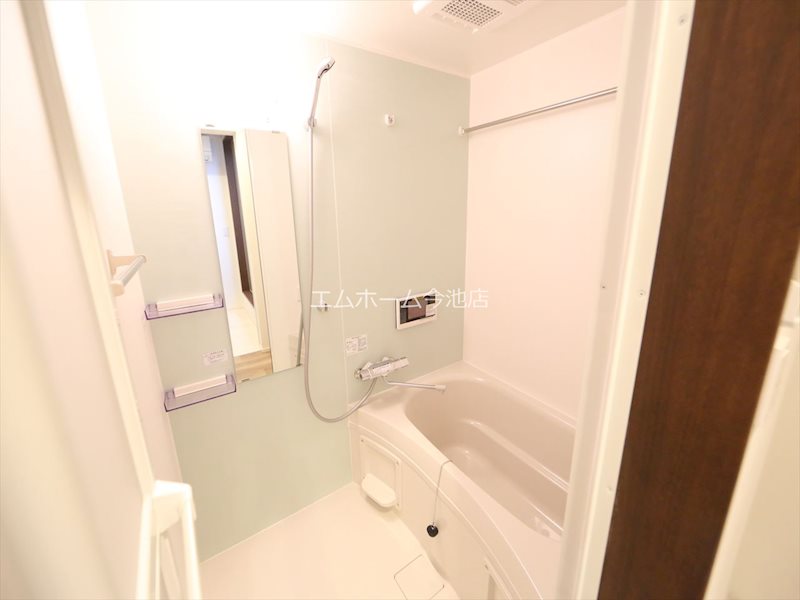 バス・シャワールーム　浴室ＴＶ浴室暖房乾燥機能付バス