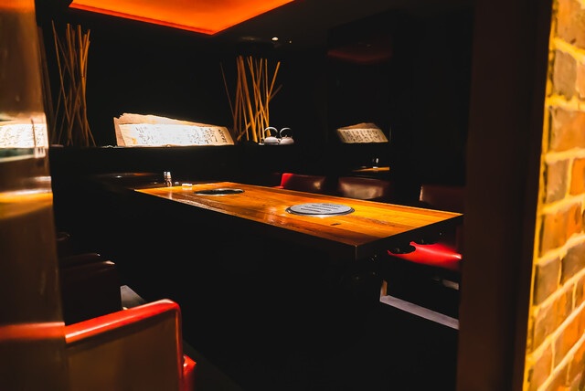 飲食店　焼肉トラジ西麻布店（飲食店）まで1203m