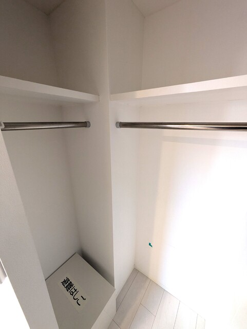 収納　◆便利なウォークインクローゼット◆　※クリーニング前