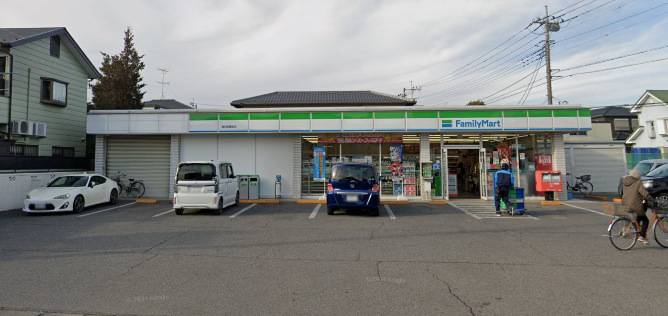 コンビニ　ファミリーマート春日部藤塚店（コンビニ）まで415m