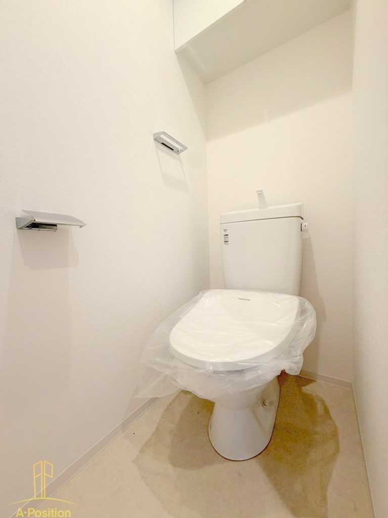 トイレ　スプランディット難波VII