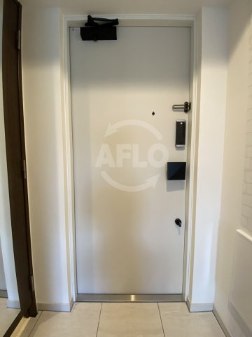 玄関　エステムコート北堀江II　玄関