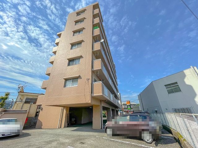 建物外観　建物外観を気になさる方へ、見た目の良い物件です