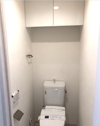 トイレ　清潔感のあるトイレです