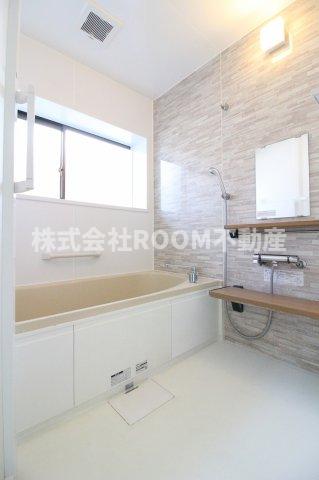 バス・シャワールーム　日々の疲れを癒すお風呂付です