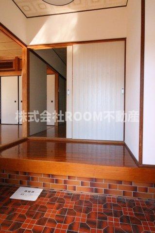 その他部屋・スペース　明るい色調の室内です