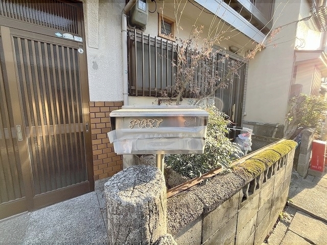 その他　ポスト