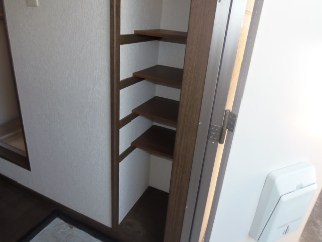 玄関　『メゾンドルチェ』