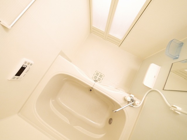 バス・シャワールーム　日々の疲れを癒すお風呂付です