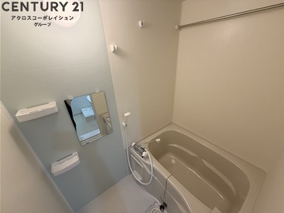 バス・シャワールーム　シンプルで機能的なユニットバスです！