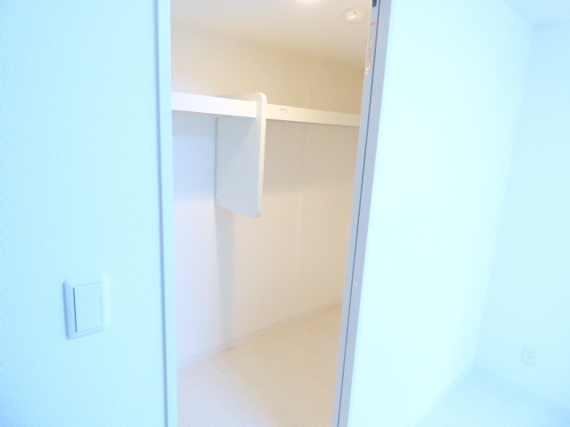 収納　ウォークインクローゼットです☆