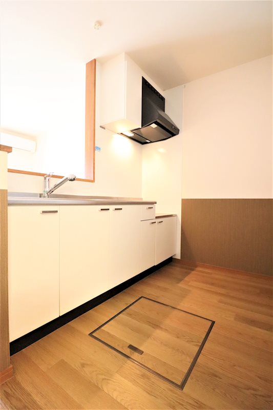 キッチン　対面型キッチンを採用しおしゃべりしながら料理が出来ます。