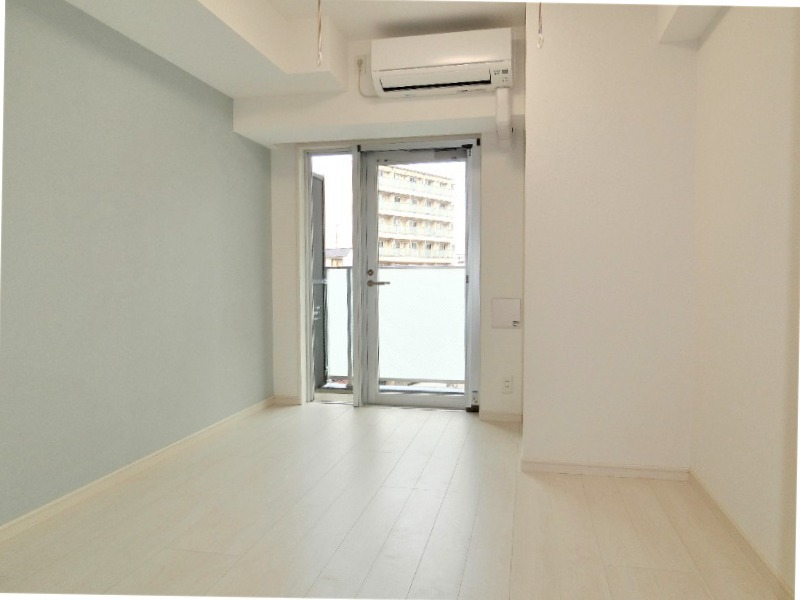 居室・リビング　室内別室参照。現況を優先します