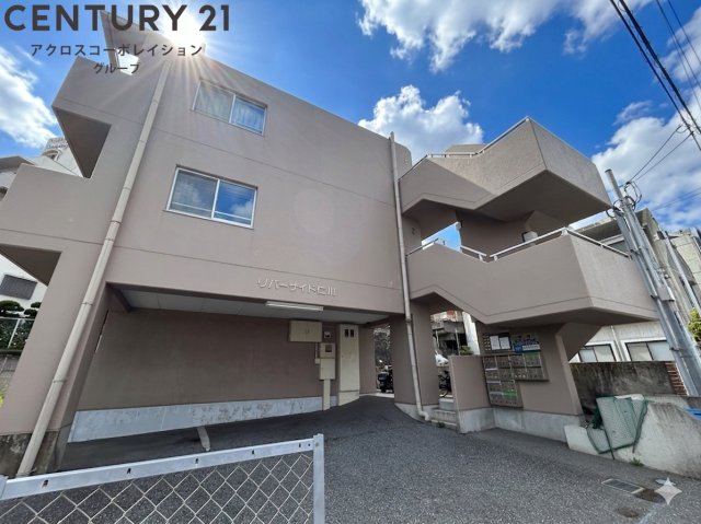 建物外観　敷地内に駐輪場有り！