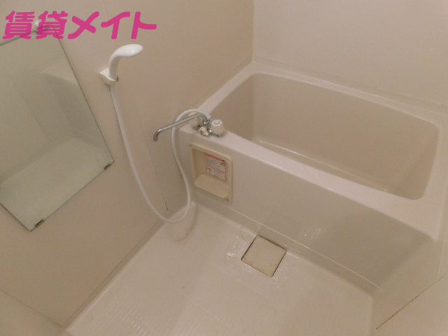 バス・シャワールーム　同型参考写真