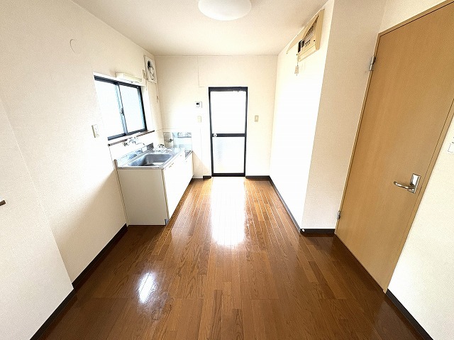 居室・リビング　５．５帖のＤＫ！