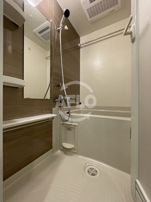 バス・シャワールーム　リヴェント難波ウエスト　浴室乾燥機