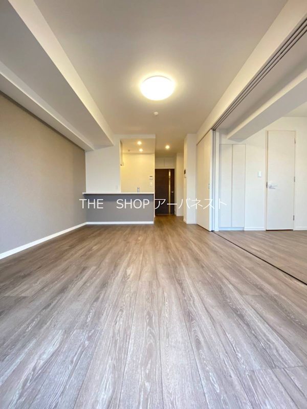 居室・リビング　広々としたリビング