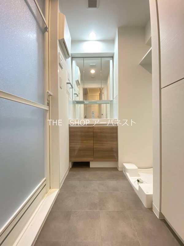 洗面設備　独立洗面台完備