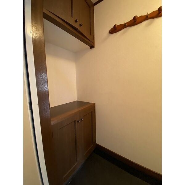 玄関　ゆったりとした玄関です