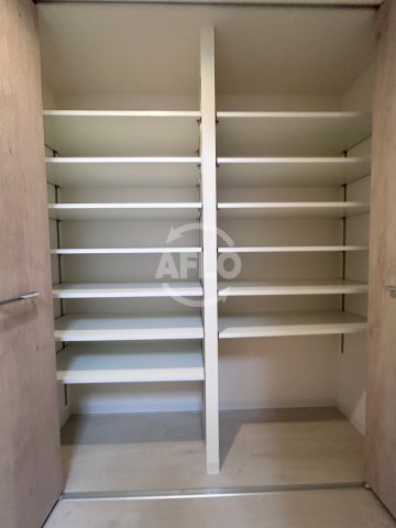 収納　ラ フェリーチェ難波　収納