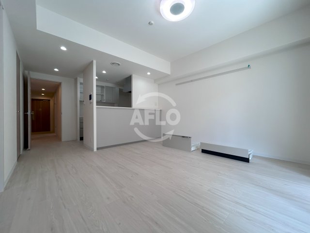 居室・リビング　ラ フェリーチェ難波　リビング