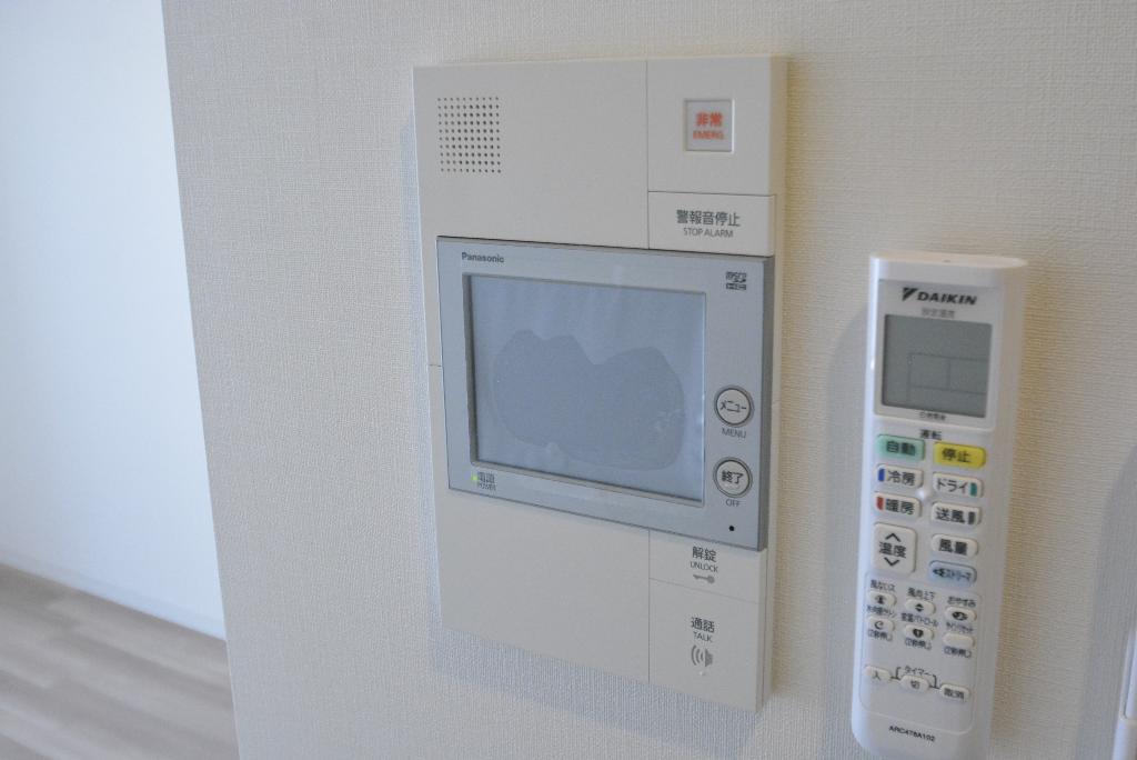 セキュリティ　カメラ付インターホン