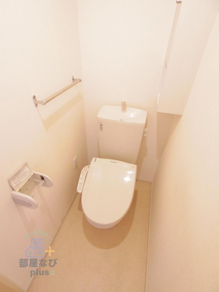トイレ　※同仕様写真です