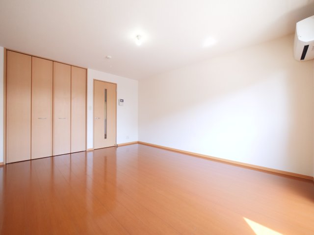 居室・リビング　※写真は別の部屋のものです。