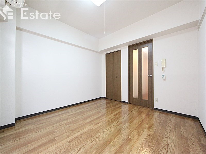 居室・リビング　内装